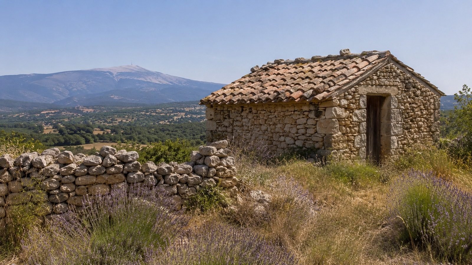 Cabanon ancien près du Mont Ventoux
